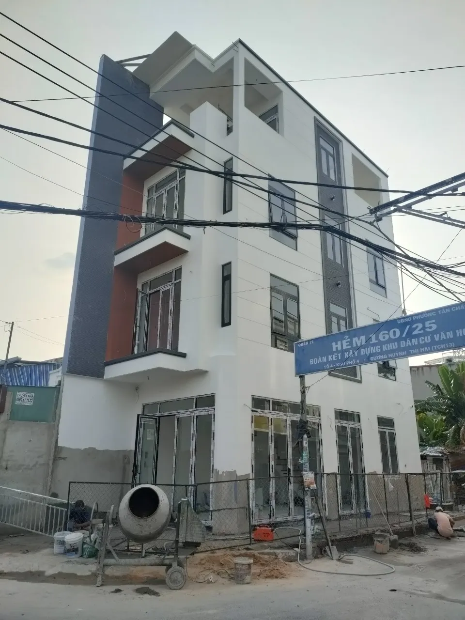 xây nhà trọn gói quận 12